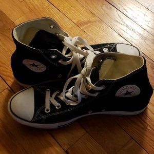 EUC Chuck Taylor All Star's